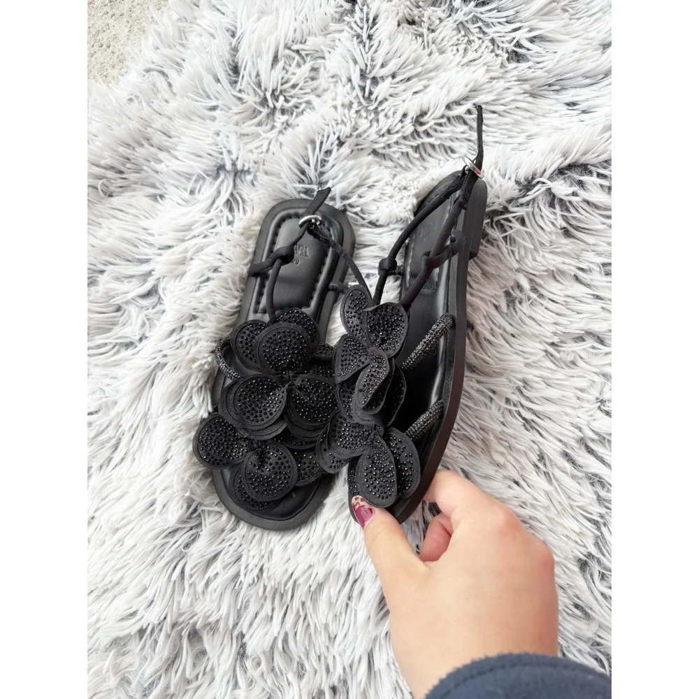 Zara‎ Girls Rhinestone Flower Sandals Black
